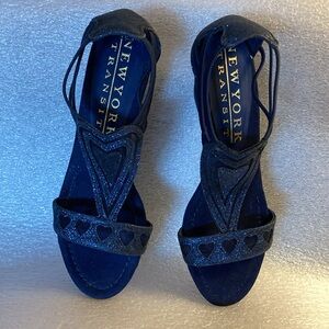 New York Transit Glitter Navy Heart Strappy Open Wedge Sandals - Sz 6.5 M